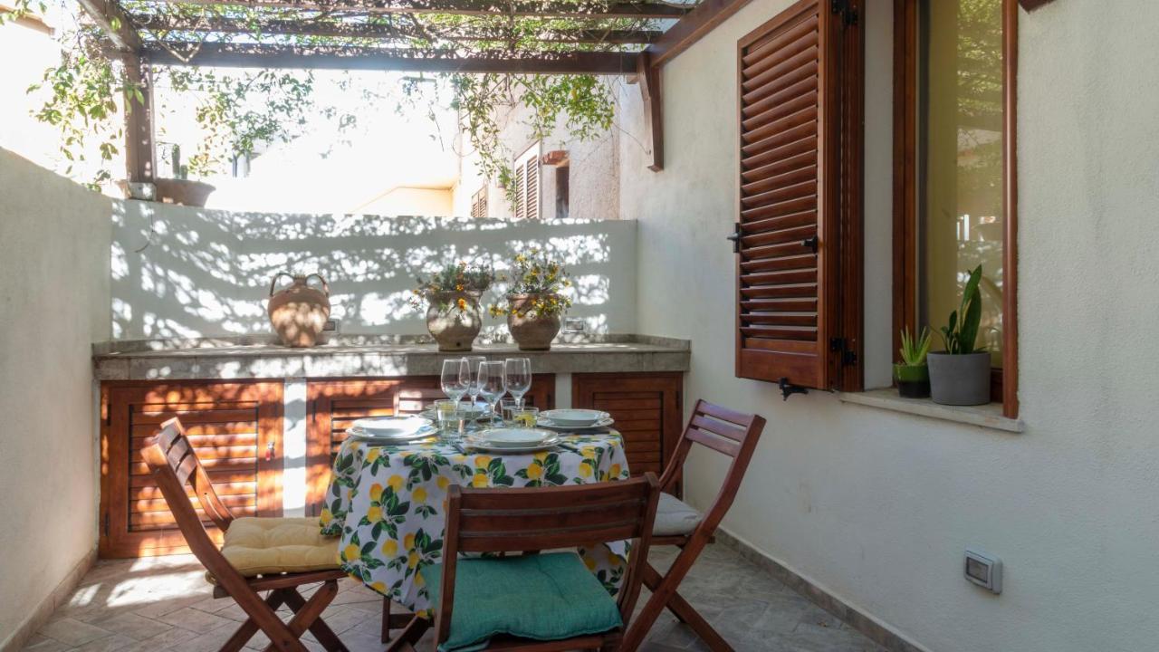 Welcomely - Terrace By The Sea - Cala Gonone Apartamento Dorgali Exterior foto