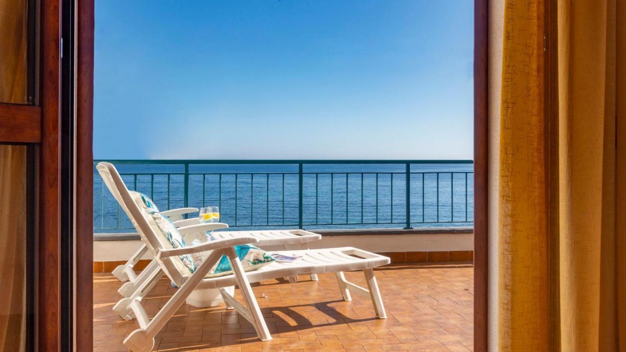 Welcomely - Terrace By The Sea - Cala Gonone Apartamento Dorgali Exterior foto